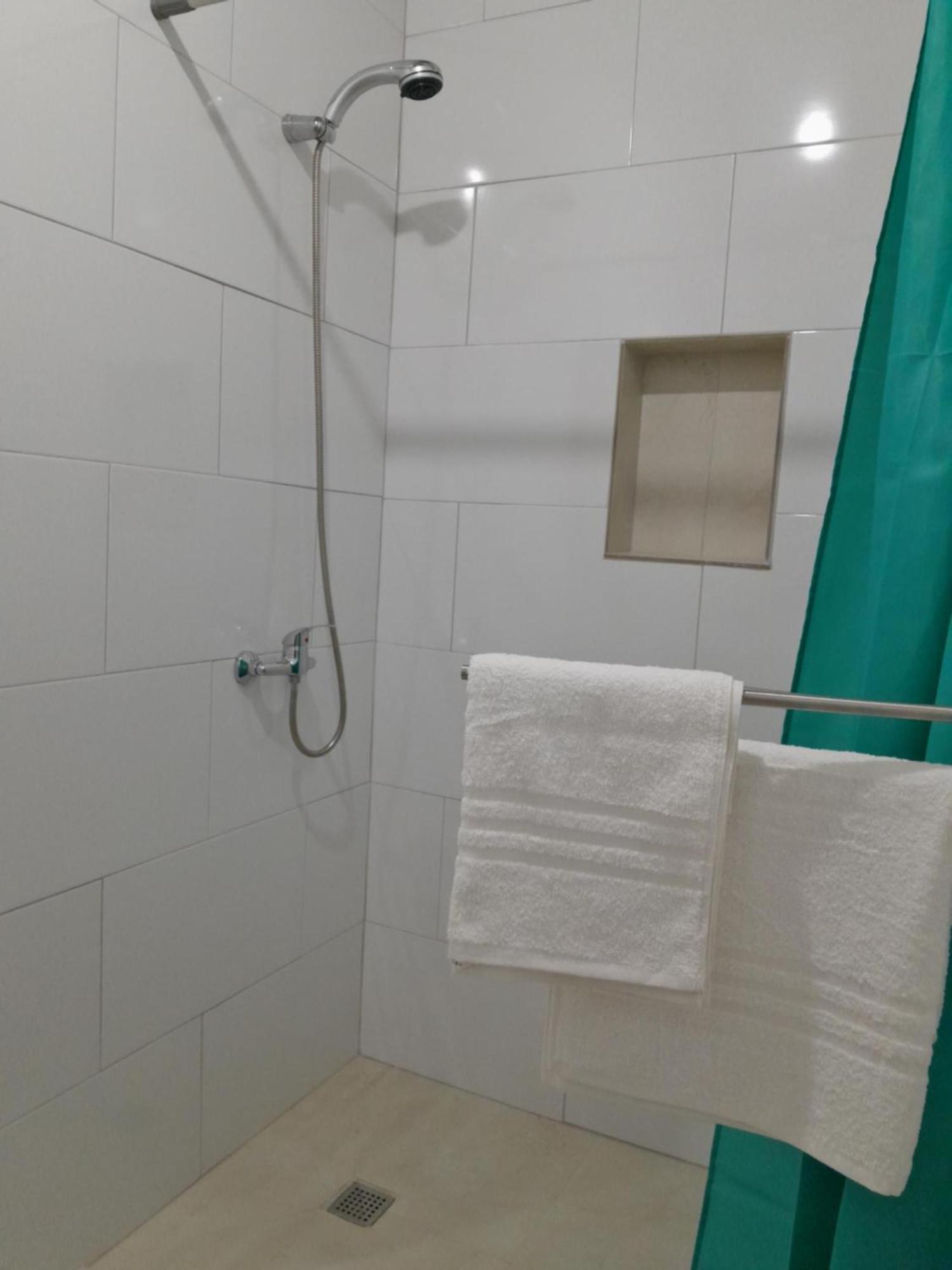 Limestone Suites Sliema Buitenkant foto