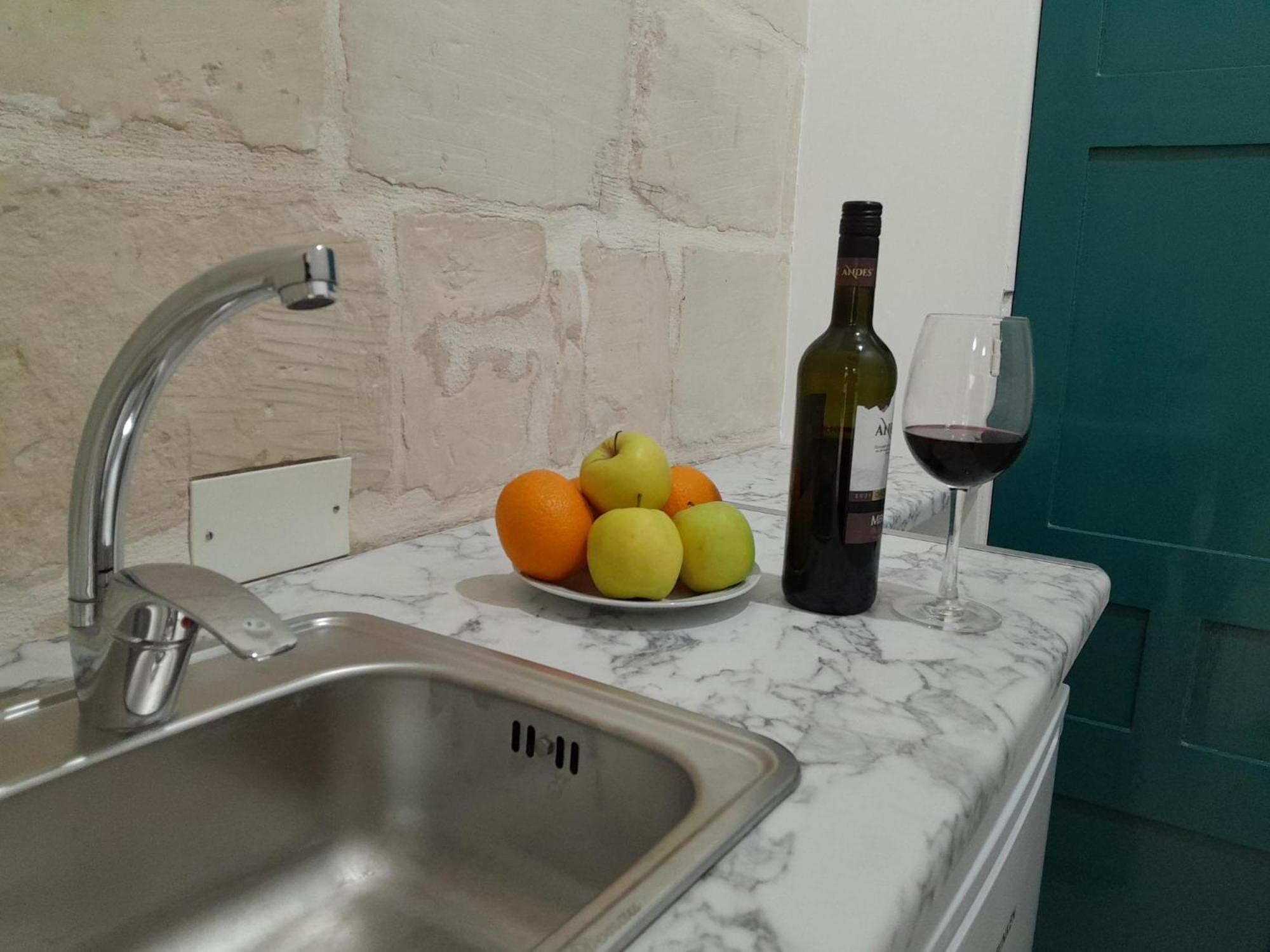Limestone Suites Sliema Buitenkant foto